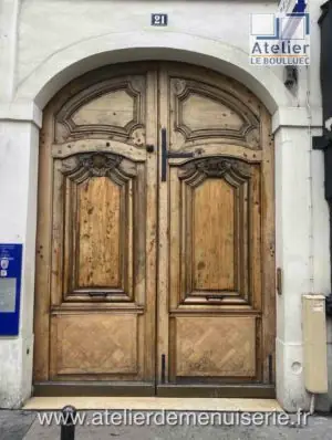 Porte cochère 21 rue du Faubourg-Montmartre Paris 9e