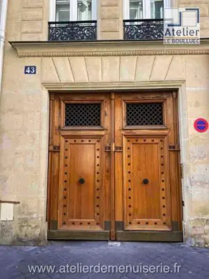 Porte cochère 43 rue Richer Paris 9e