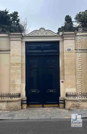 Porte cochère 81 rue de Grenelle Paris 7e