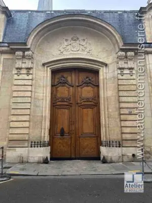 Porte cochère 85 rue de Grenelle Paris 7e