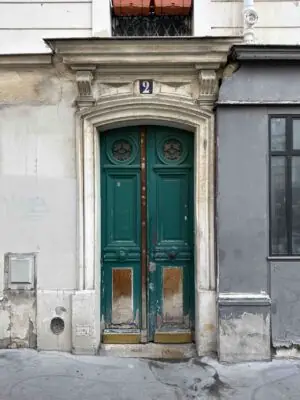 Porte 2 rue Marc-Seguin avant travaux