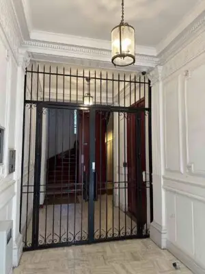 Grille sas 15 rue des Halles Paris 1er
