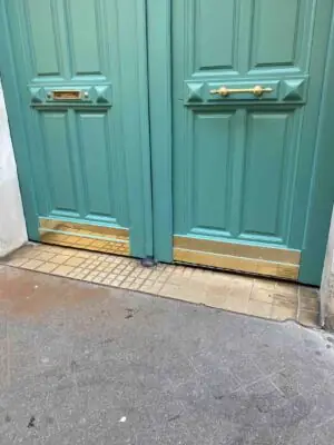 23 rue Gramme Paris 15e détail parties basses