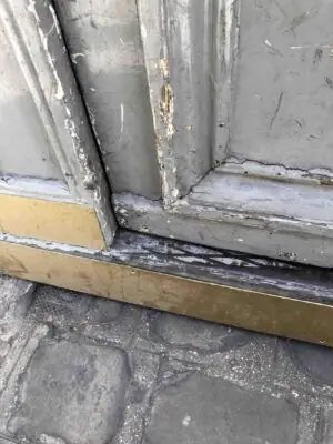 4 rue Chauveau-Lagarde Paris 8e détail du seuil existant avant travaux